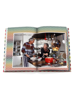 كتاب "The Missoni Family Cookbook"