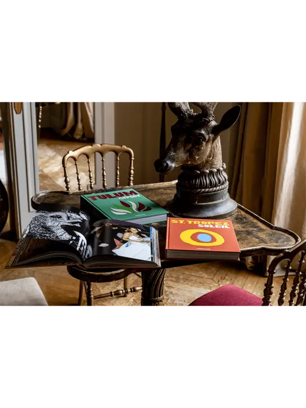 كتاب بعنوان سانت تروبيز سوليه