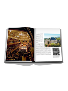 كتاب "Geneva At The Heart Of The World"