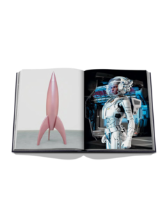 كتاب "Moon Paradise"