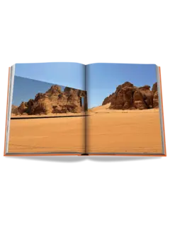 كتاب بعنوان "AlUla Ever"