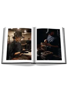 كتاب بعنوان "Alain Ducasse - The Art Of Manufacture"