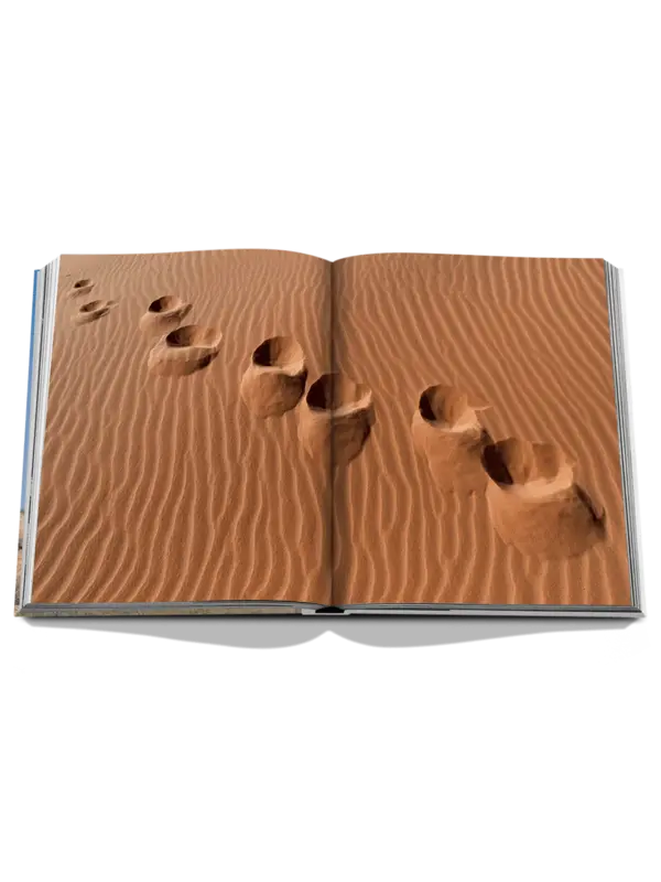 كتاب بعنوان "Camels From Saudi Arabia (Classic)"