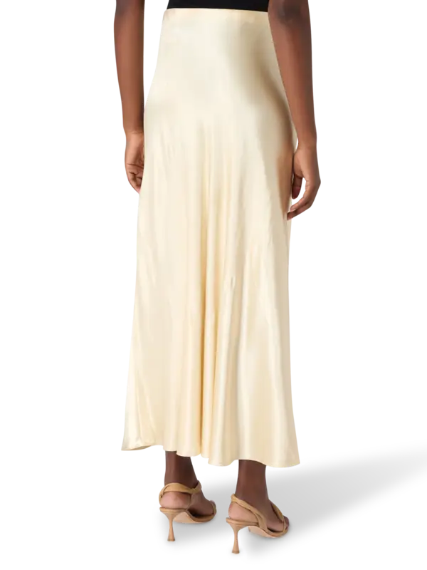 /original/A01046627_AFRT_0006 Ivory_3.png_convert-600x800