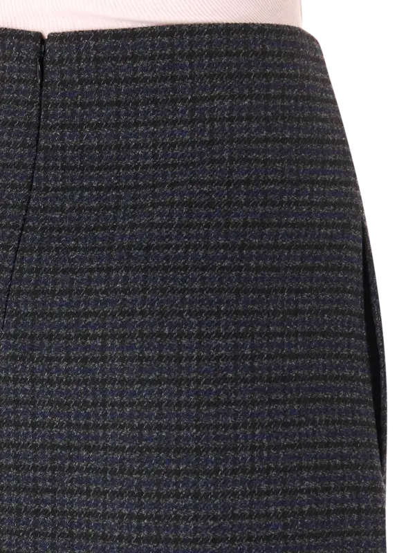 تنورة قصيرة بييه دو بول