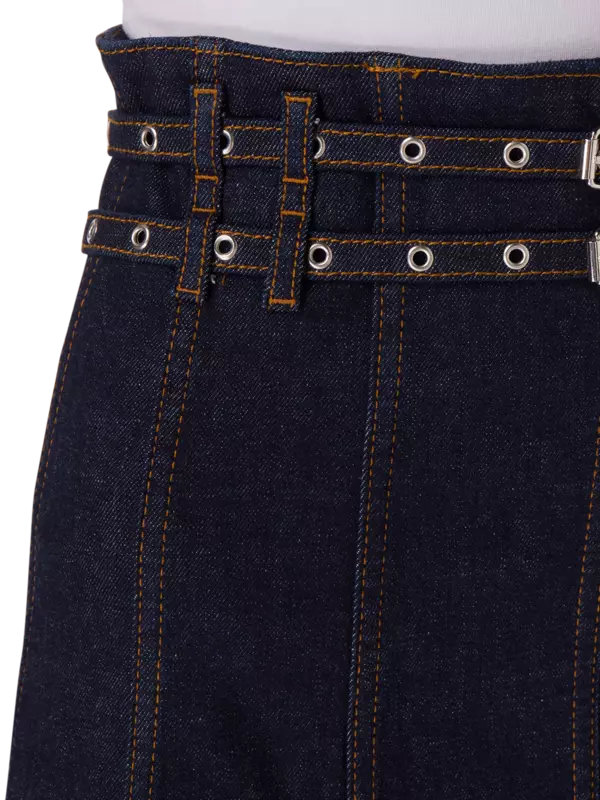 تنورة جينز طويلة بحزام