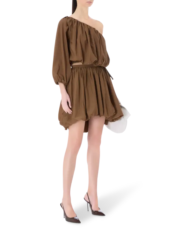 /original/A01132120_PHIL_0518 Brown_2.png_convert-600x800