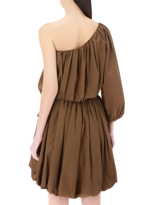 /original/A02122120_PHIL_0518 Brown_3.png_convert-600x800