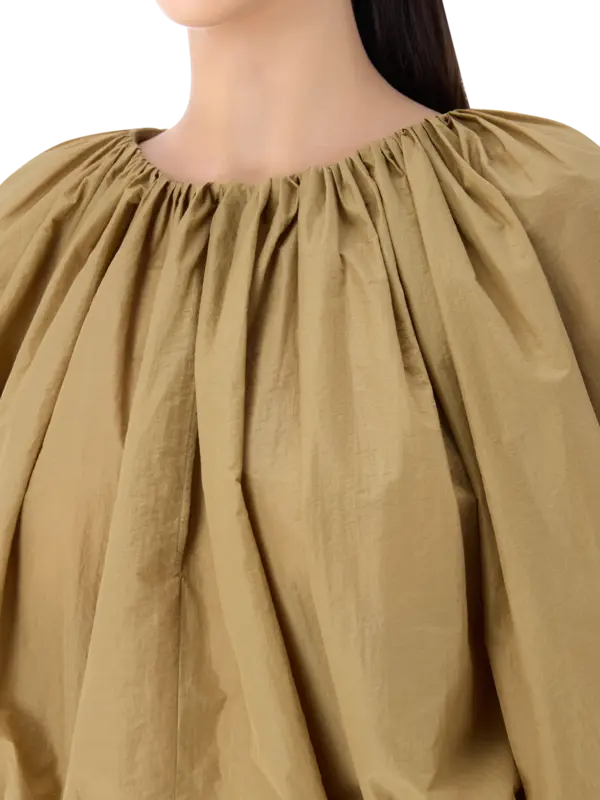 /original/A02132120_PHIL_0468 Beige_4.png_convert-600x800