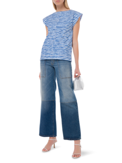 بلوزة مخططة من قماش البوبلين بطبعة كلمة "Seersucker"