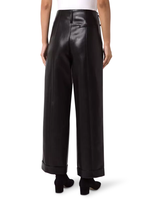 بنطال من الجلد بخصر مرتفع