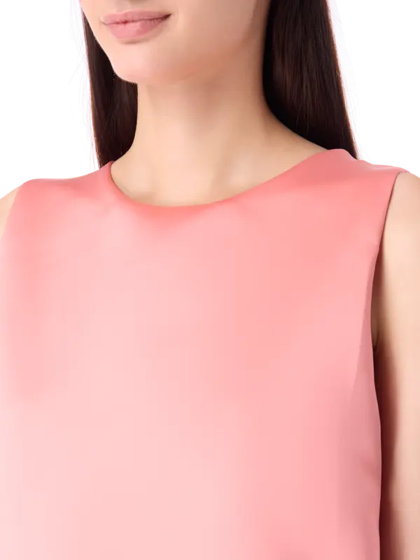 فستان دوتشيس قصير بدون أكمام