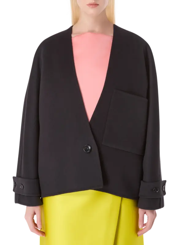 /original/A06097159_PHIL_0513 Grey_1.png_convert-600x800