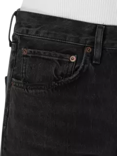 بنطال جينز ناينتيز بقصة واسعة وخصر متوسط الارتفاع