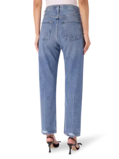 /original/A069H-1206_AGDE_Hooked_3.png_convert-240x320