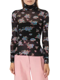 بلوزة من التول بأكمام طويلة وقبة عالية مزينة بطبعات