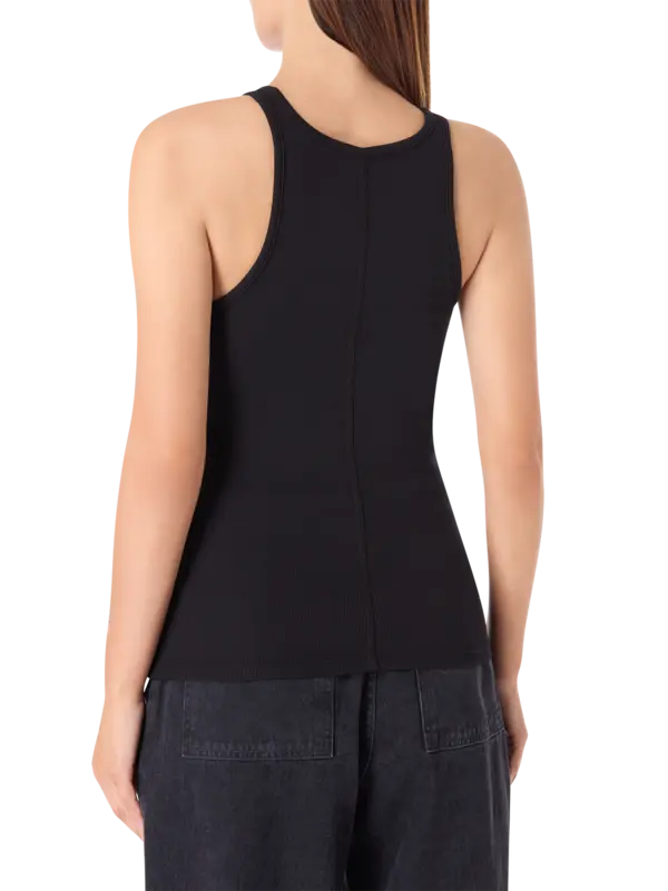 بلوزة زين بدون أكمام