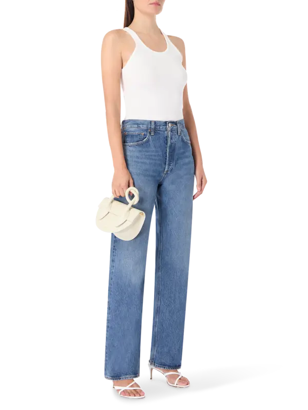 بلوزة زين بدون أكمام