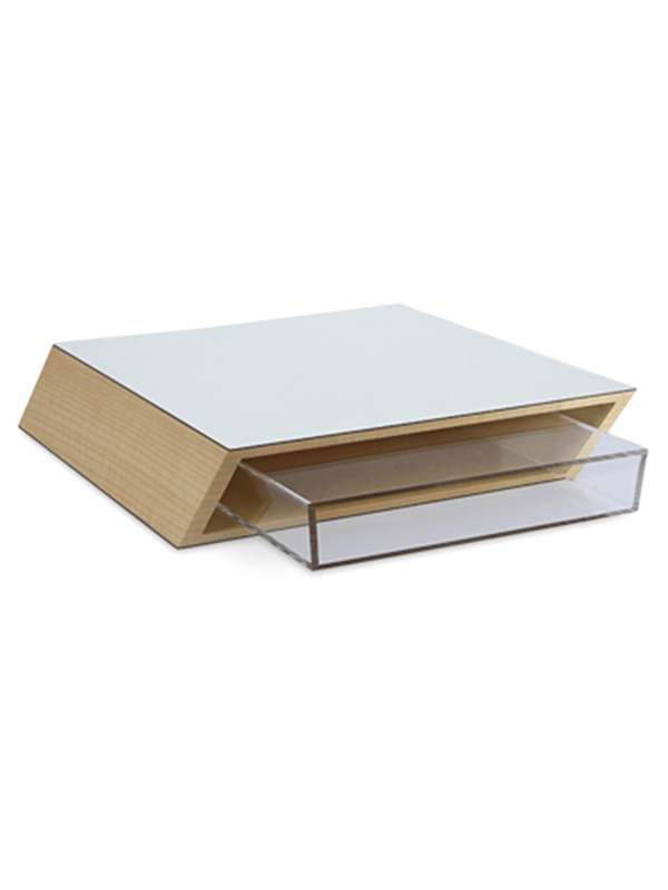 خشب القيقب في غلاف بلاستيك بلون زيتوني