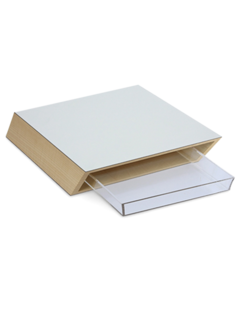 خشب القيقب في غلاف بلاستيك بلون زيتوني