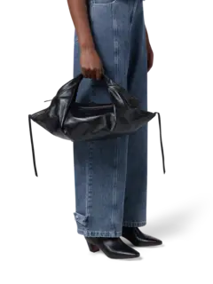 /original/AE26-B570_31PL_BA001Bla_2.png_convert-240x320