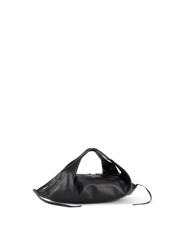 /original/AE26-B570_31PL_BA001Bla_3.png_convert-600x800