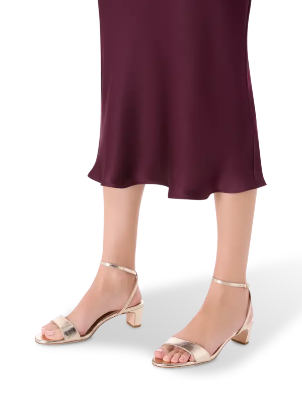 /original/ALICE_LORA_Gold_2.png_convert-600x800