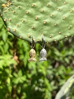 /original/ARCFISEARPAIR_CONS_Yellowgold_2.png_convert-240x320