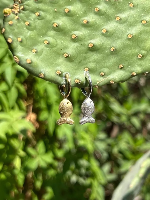 /original/ARCFISEARPAIR_CONS_Yellowgold_2.png_convert-600x800