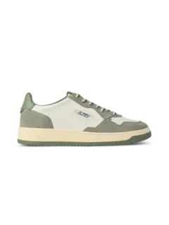 /original/AULMBW02_AUTY_L Whtmilit_1.png_convert-240x320