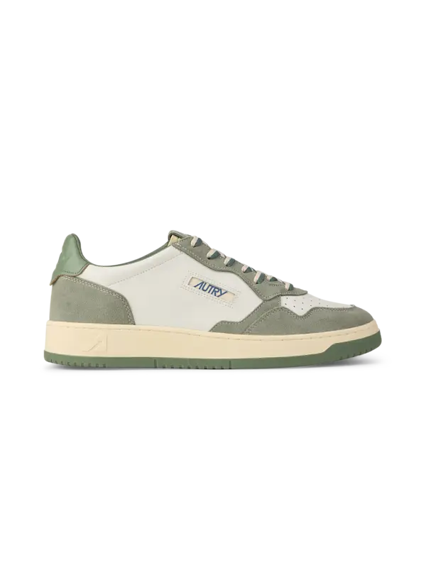 /original/AULMBW02_AUTY_L Whtmilit_1.png_convert-600x800