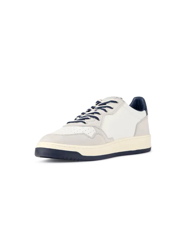 /original/AULMBW04_AUTY_L Whtvapor_3.png_convert-600x800