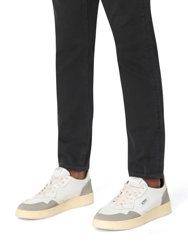 /original/AULMFT11_AUTY_S Whtvapor_2.png_convert-600x800