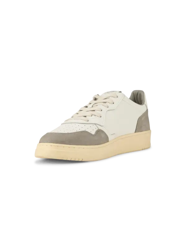 /original/AULMFT11_AUTY_S Whtvapor_3.png_convert-600x800