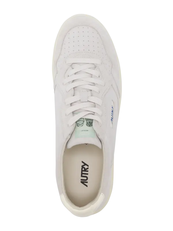 /original/AULMUH15_AUTY_FSueMawht_5.png_convert-600x800