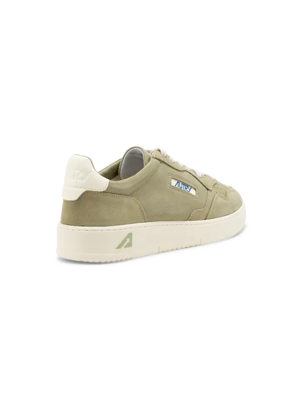 /original/AULMUH17_AUTY_FSueGrygn_4.png_convert-600x800