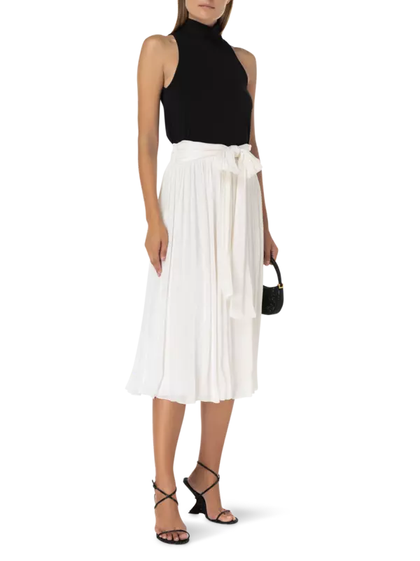 /original/AW23S02O_HALN_Wht Plisse_2.png_convert-600x800