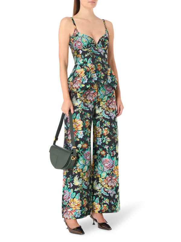 بلوزة مطرزة بتصميم كورسيه