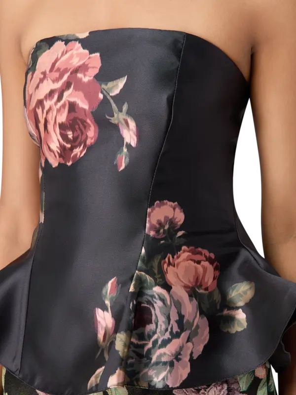 /original/AW25TP0703MKPR_MRQS_Black_4.png_convert-600x800