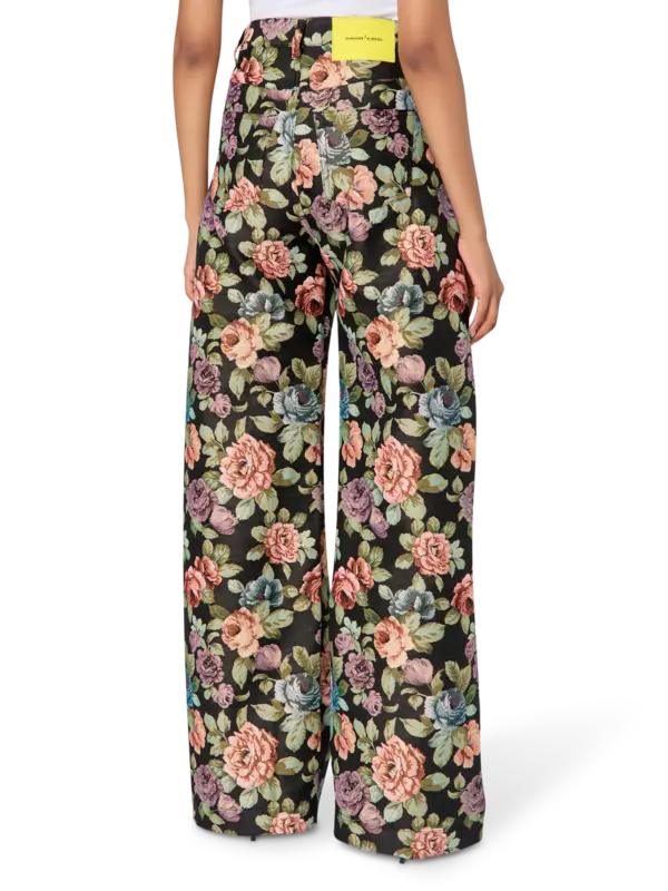 /original/AW25TR0014BRC_MRQS_Black_3.png_convert-600x800