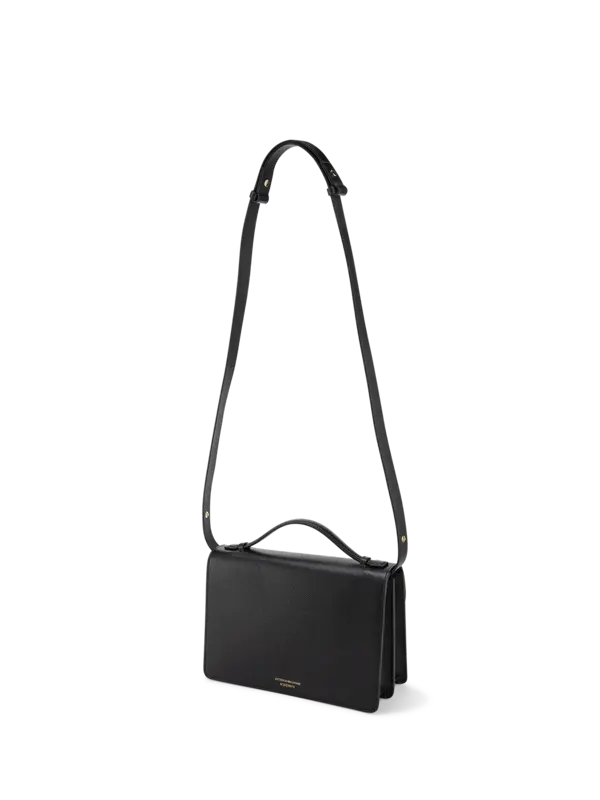 /original/B125AAC006210A_VBHM_Black_4.png_convert-600x800