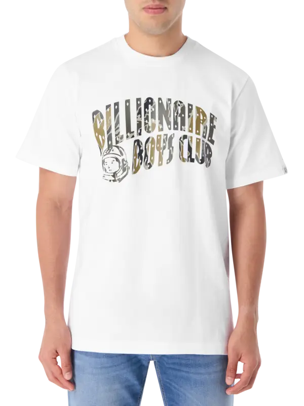 تيشرت مزين بشعار مقوس بنقشة كاموفلاج