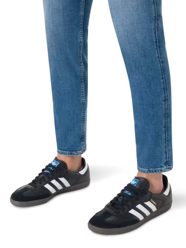 سنيكرز سامبا أو جي برقبة منخفضة