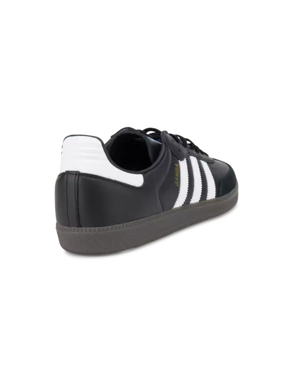 سنيكرز سامبا أو جي برقبة منخفضة