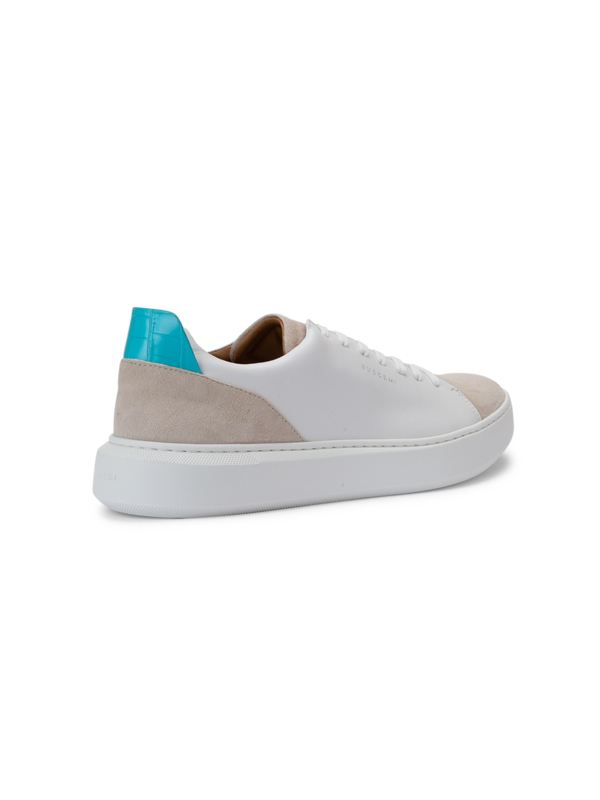 LOW TOP SNEAKER