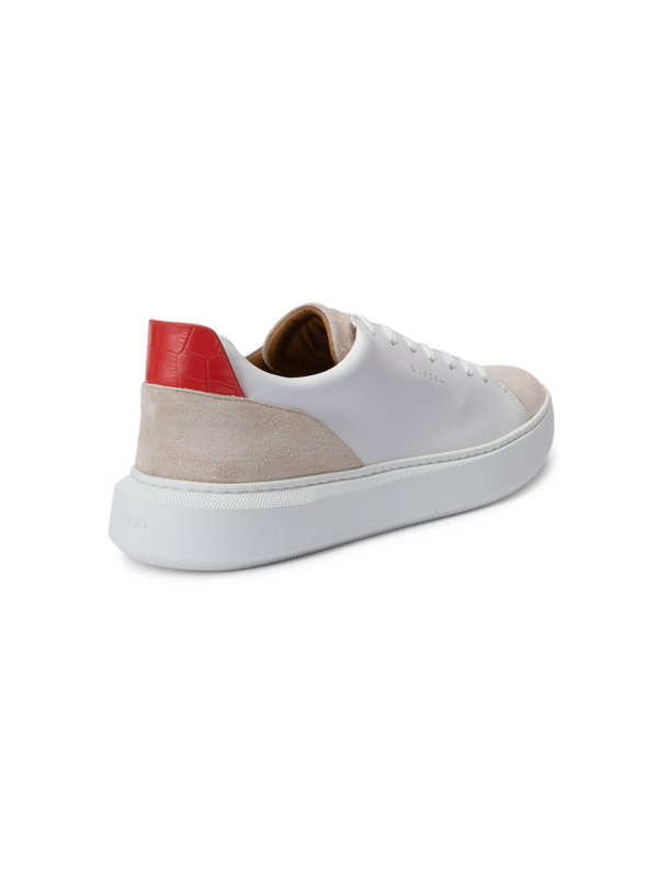 LOW TOP SNEAKER
