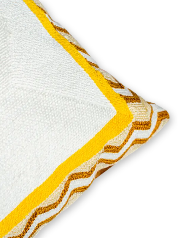 /original/BETHEPERSON_TPIL_Yellow_4.png_convert-600x800