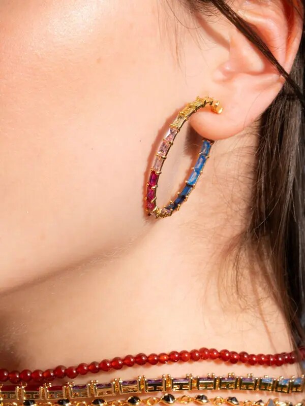 /original/BGUTECHAKRAEAR_CONS_Clear_2.png_convert-600x800