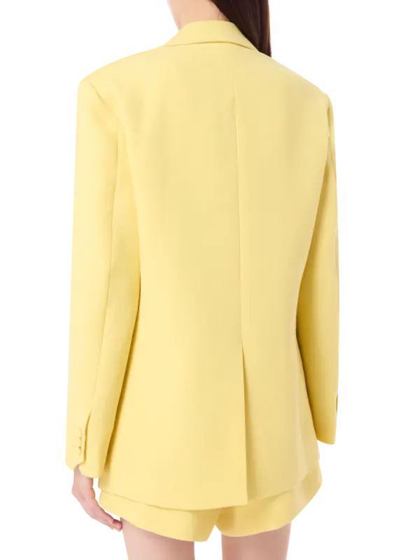 جاكيت بيانكا بقصة فضفاضة من الصوف