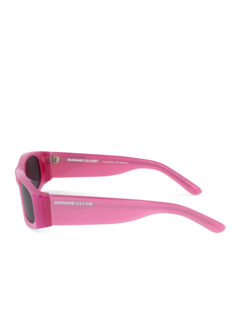 Rounded rectangular frame eyewear